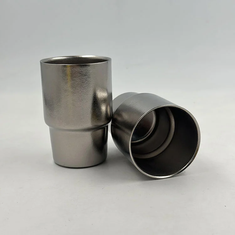 Titanium Anggur Mug
